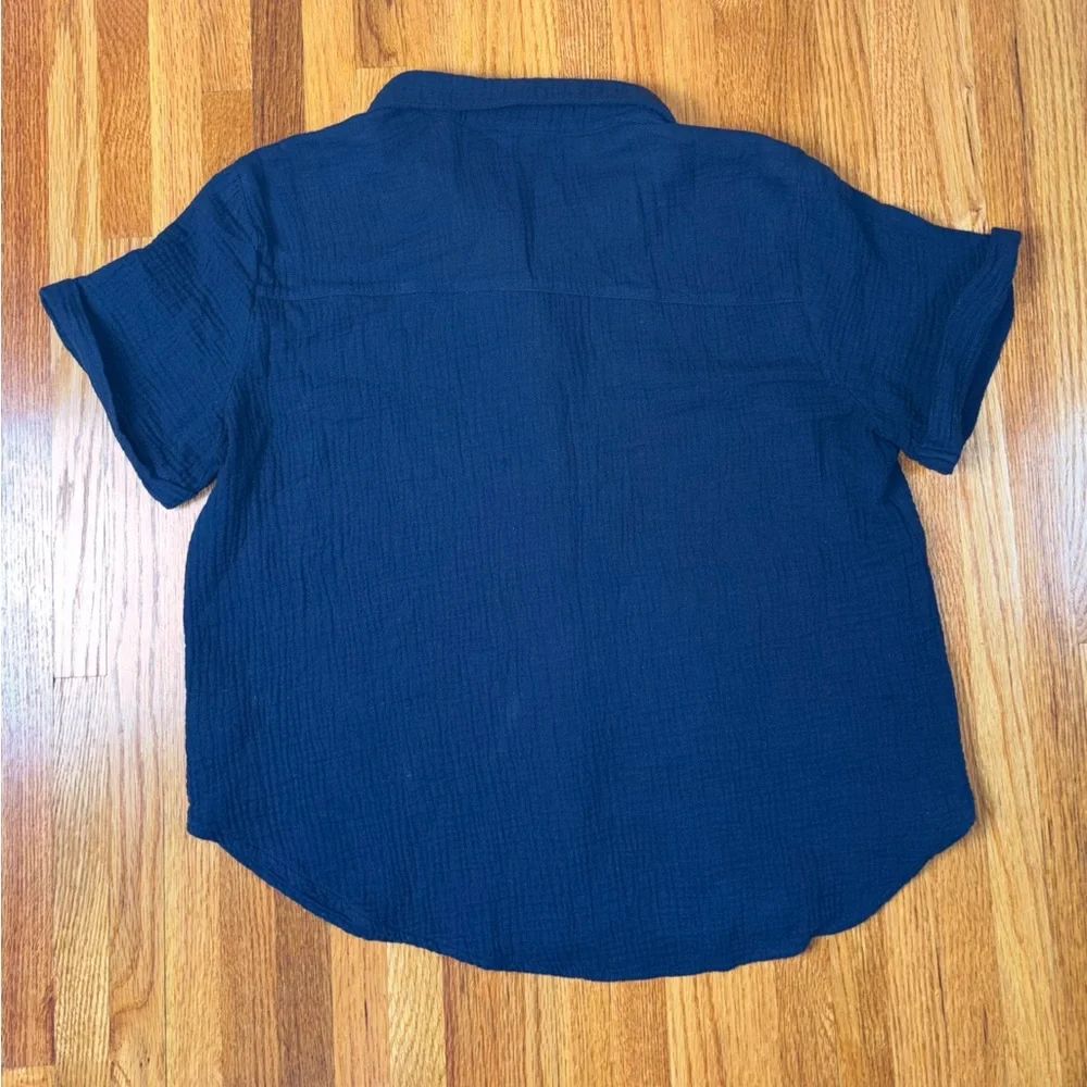 Lucky Brand Short Sleeve Button Down Shirt Medium - Picture 3 of 7